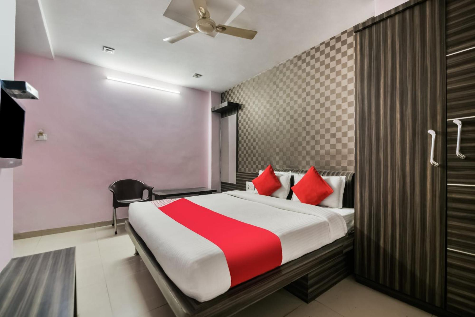 Oyo Hotel Ajanta Hamirgarh Exterior foto